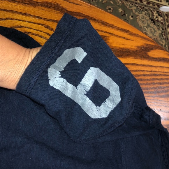 AMERICAN EAGLE OUTFITTERS SIZE XSTP NAVY BLUE SHORT SLEEVE SHIRT DISTRESSED LOGO - Picture 4 of 4